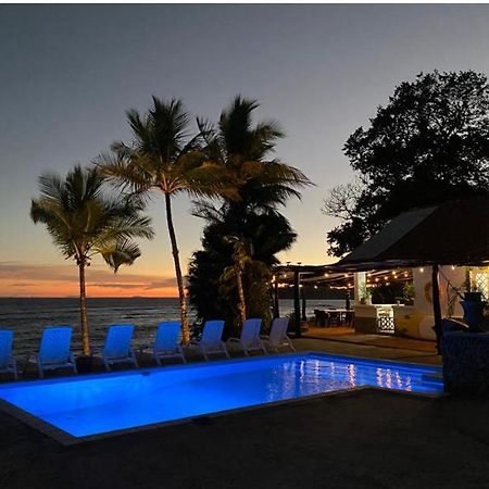 Oceanfront Bungalows - Paradise Rentals Санта Каталина Екстериор снимка