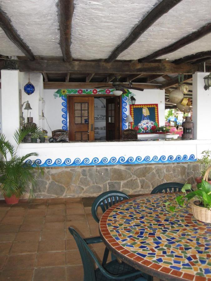 Oceanfront Bungalows - Paradise Rentals Санта Каталина Екстериор снимка